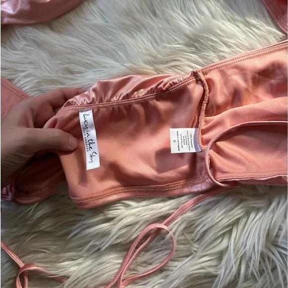 LUCY IN THE SKY Halter Top In Peach - Picture 6 of 6